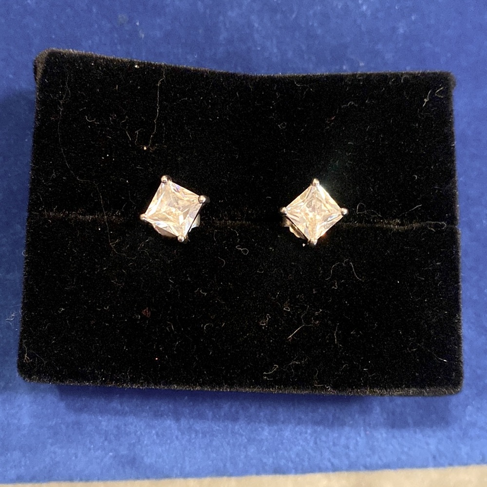 Cz rhinestone square studded earrings.